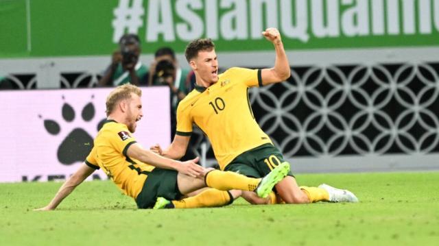 龙珠足球直播免费观看-澳大利亚2比1阿联酋将决战秘鲁 穆伊参与制胜球